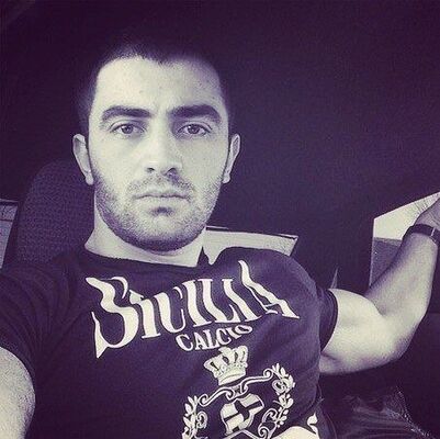  -,   Elnur, 39 ,   
