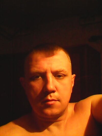  ,   Maks, 44 ,   