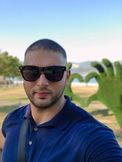  ,   Vlad, 38 ,   ,   , c , 