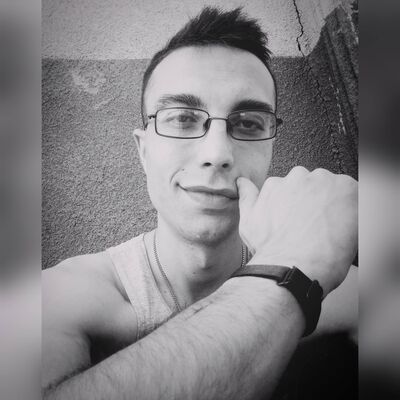  ,   Stefan, 29 ,  