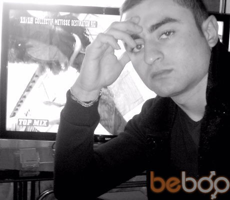  ,   Fredi, 34 ,   