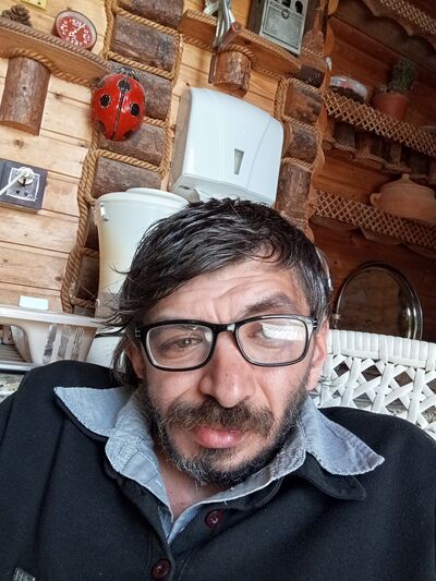  ,   Elvin, 42 ,   ,   