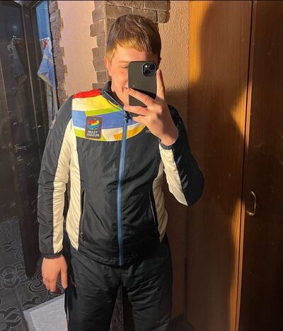  ,   Ѹ, 27 ,   ,   