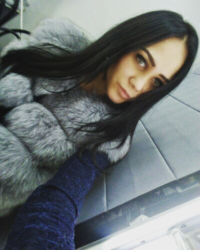  ,   Paula, 22 ,   ,   , c 