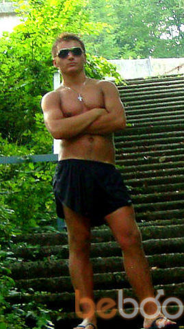  ,   Sergey, 32 ,  