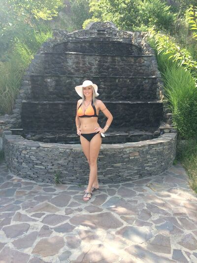  ,   Viktoria, 44 ,   ,   , c 