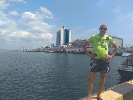  ,   Igor, 51 ,  