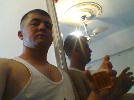  -,   Zamir, 42 ,   