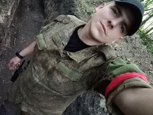  ,   Igor, 28 ,   ,   
