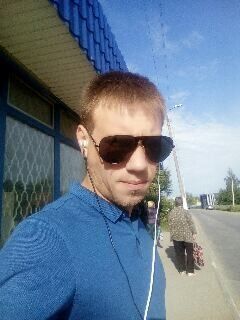  12797398  Aleksei, 75 ,    