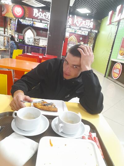  --,   Konstantin, 24 ,   ,   