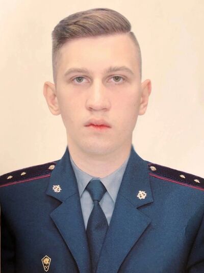 ,   Egon, 26 ,   ,   , c 