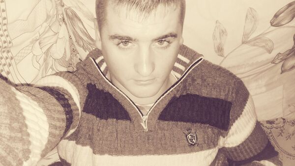  ,   Vova, 33 ,   