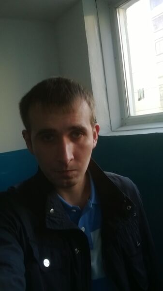  ,   Cergei, 37 ,   