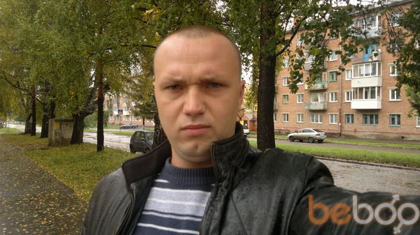  3650898  Den, 40 ,    