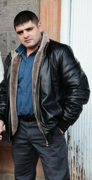  ,   Leo, 40 ,   , 