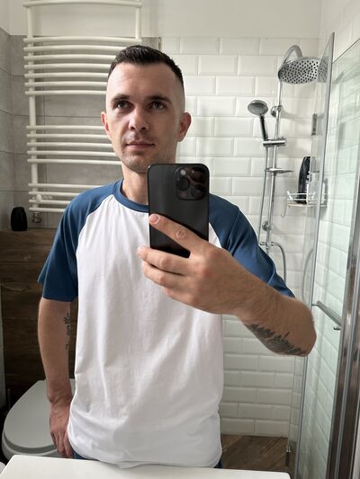  Bielsko-Biala,   Serhii, 31 ,   ,   , 