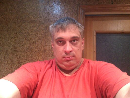 Знакомства Симферополь, фото мужчины Олег, 43 года, познакомится для флирта, любви и романтики, cерьезных отношений