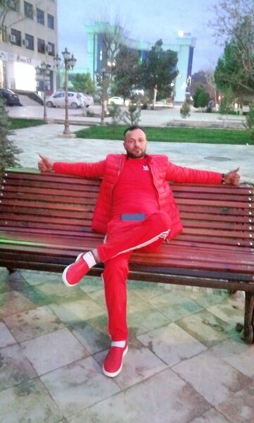  ,   Ruslan, 37 ,   ,   