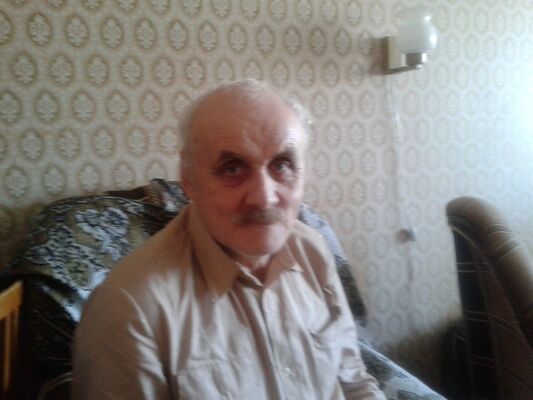  ,   Nikolai, 52 ,   
