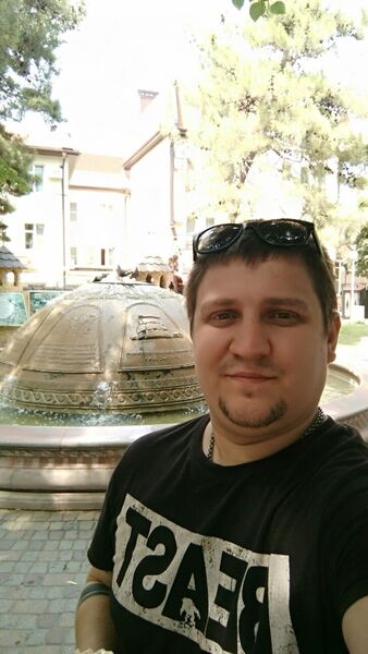  ,   Alex, 33 ,   ,   , c , 