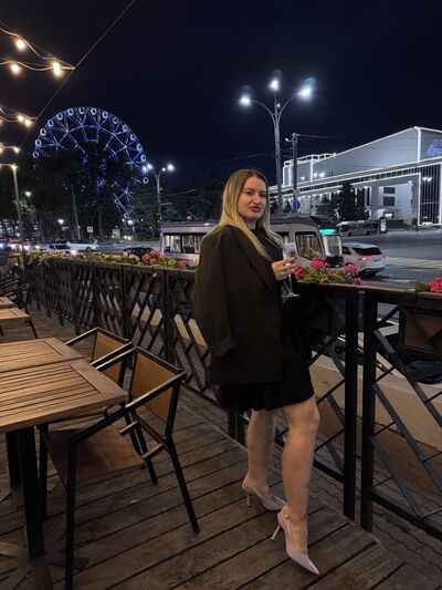  --,   AnnetMori, 31 ,     , c 