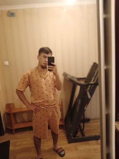  -,   HAN, 24 ,   c 