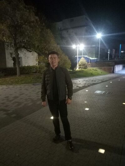  ,   Asiljan, 32 ,     , c 