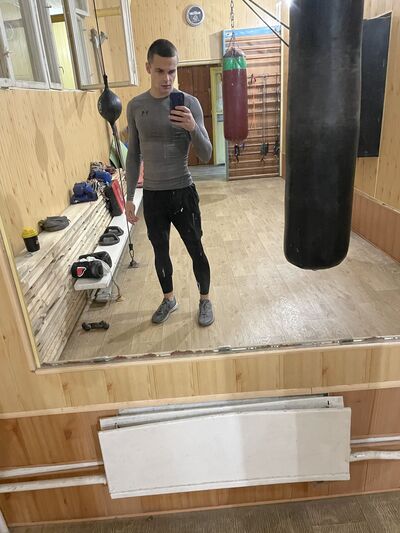  ,   Maks, 27 ,   ,   