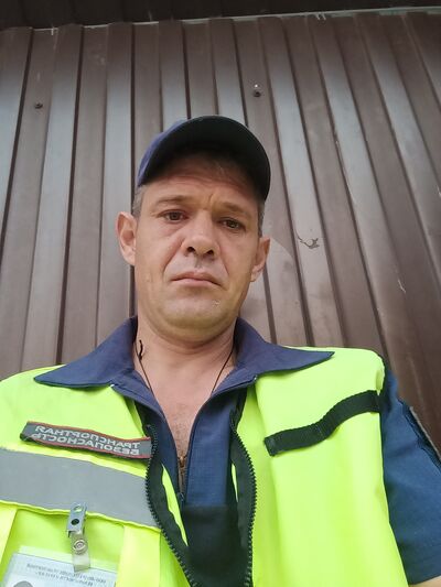  --,   , 42 ,   , c 