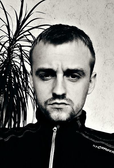  ,   Oleg, 32 ,  