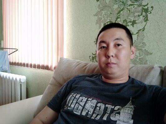  ,   Ermek, 33 ,   ,   , c 