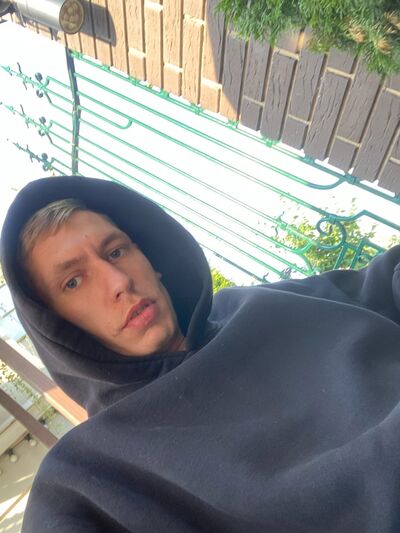  ,   Viktor, 29 ,   ,   , c , 