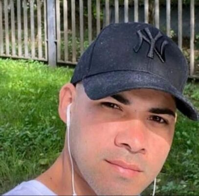  ,   Luis, 32 ,   ,   