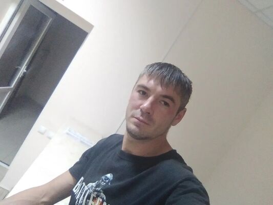  -,   Lesha, 40 ,   ,   , c , 