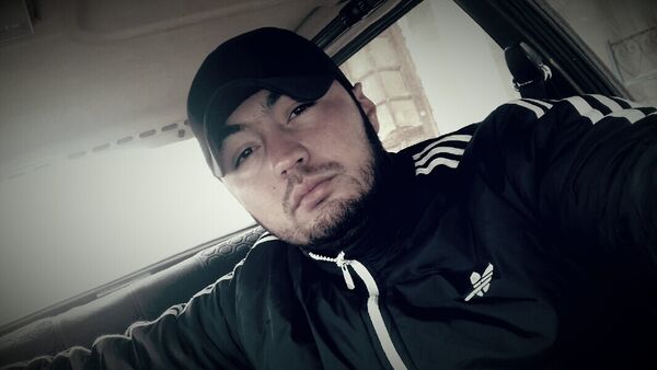  -,   Adil, 36 ,   ,   