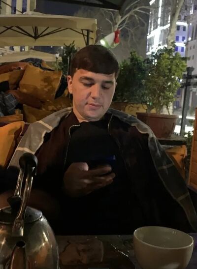  ,   Adam, 24 ,   ,   