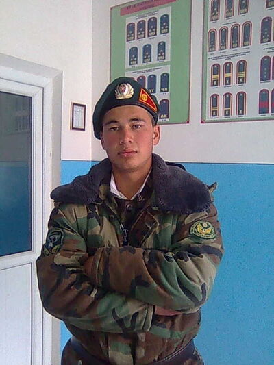  ,   Aibek, 33 ,   