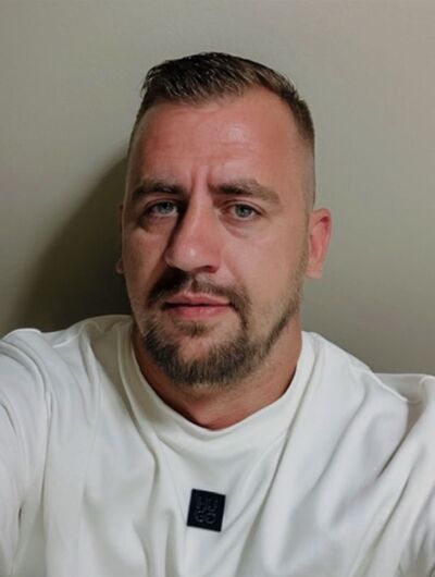  ,   Erik, 34 ,   ,   , c , 