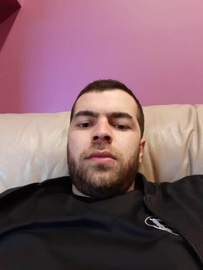  ,   Artur, 34 ,   ,   