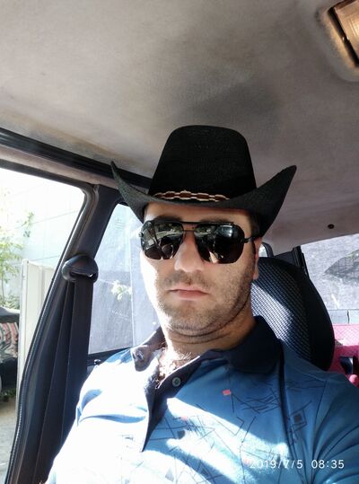  ,   Gugo, 35 ,   