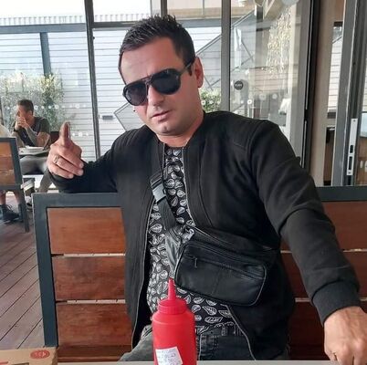  ,   Andro, 43 ,     , c 
