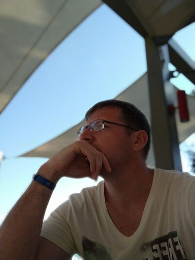  -,   , 44 ,   