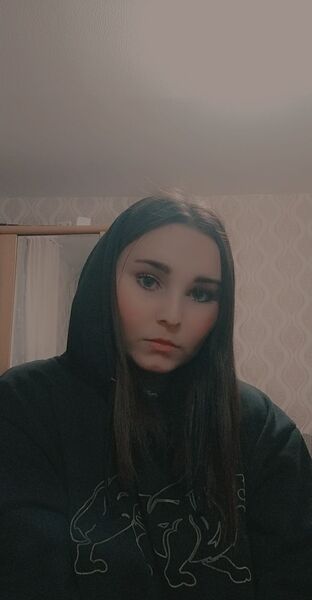  ,   Sasha, 25 ,   c 