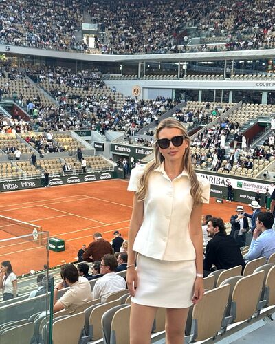  Bielany Wroclawskie,   Alina, 29 ,   ,   