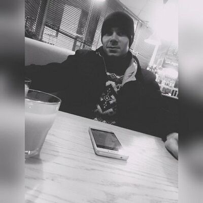  ,   Viktor, 27 ,   ,   , c , 