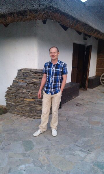  ,   Slava, 42 ,   