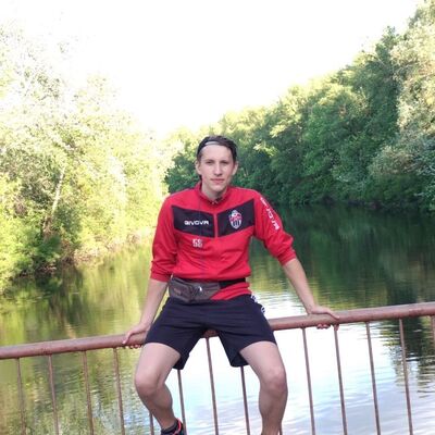  ,   Denis, 24 ,   