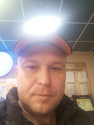  ,   Klaus, 38 ,   