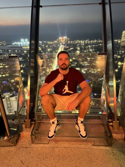  ,   Max, 29 ,   